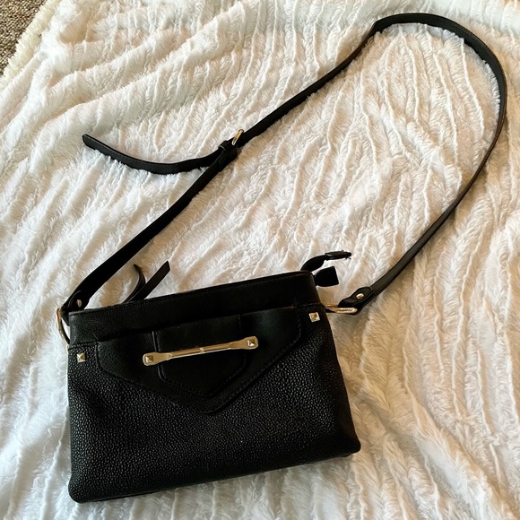 Jlo Crossbody Bag - Picture 3 of 9